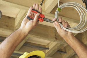 Electrical Work on New Builds: Powering Modern Homes in Salinas